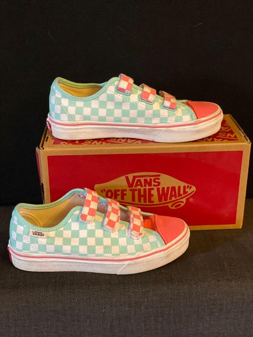 vans checkerboard size 3