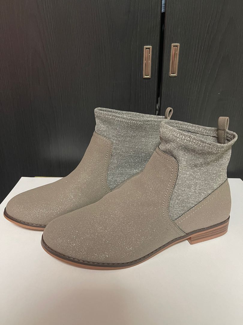 Childrens 2024 grey boots