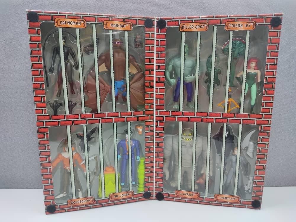 □Kenner the adventures of BATMAN and ROBIN ROGUES GALLERY Kenner