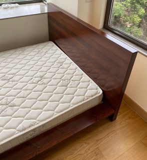 （分類：）位於 。 由 drabb 提交（商品編號 1095678064，圖片 1）。簡介： 。