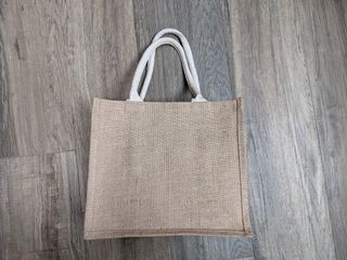（分類：）位於 。 由 lucam 提交（商品編號 1095827028，圖片 1）。簡介： 。