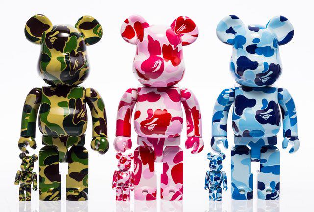 不是透明!)全新Bearbrick ABC CAMO 400% + 100%, 興趣及遊戲, 玩具