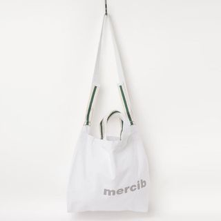 日本 mercibeaucoup 米白色帆布 手挽 斜咩袋64232046118529110