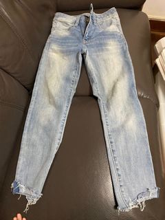 （分類：）位於 。 由 stephhhhhaniee 提交（商品編號 1095751654，圖片 1）。簡介： 。