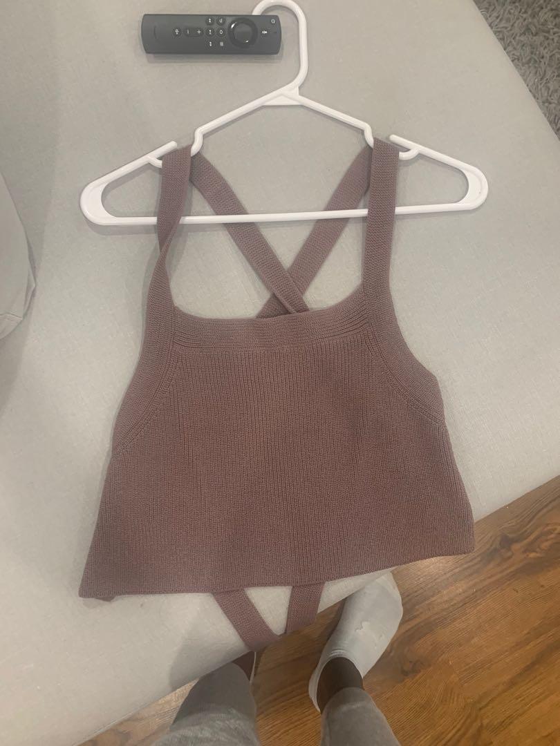 aritzia new cayenne top