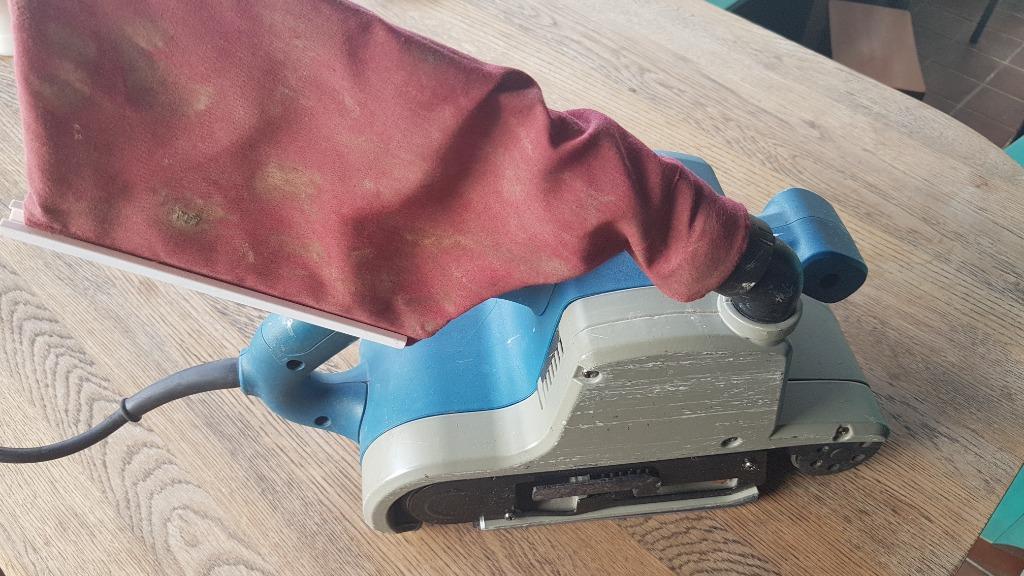 Belt sander dust bag store