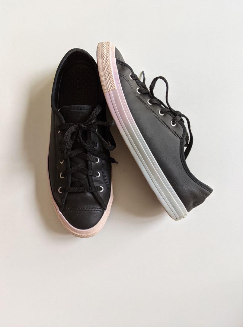 All star dainty leather hotsell converse