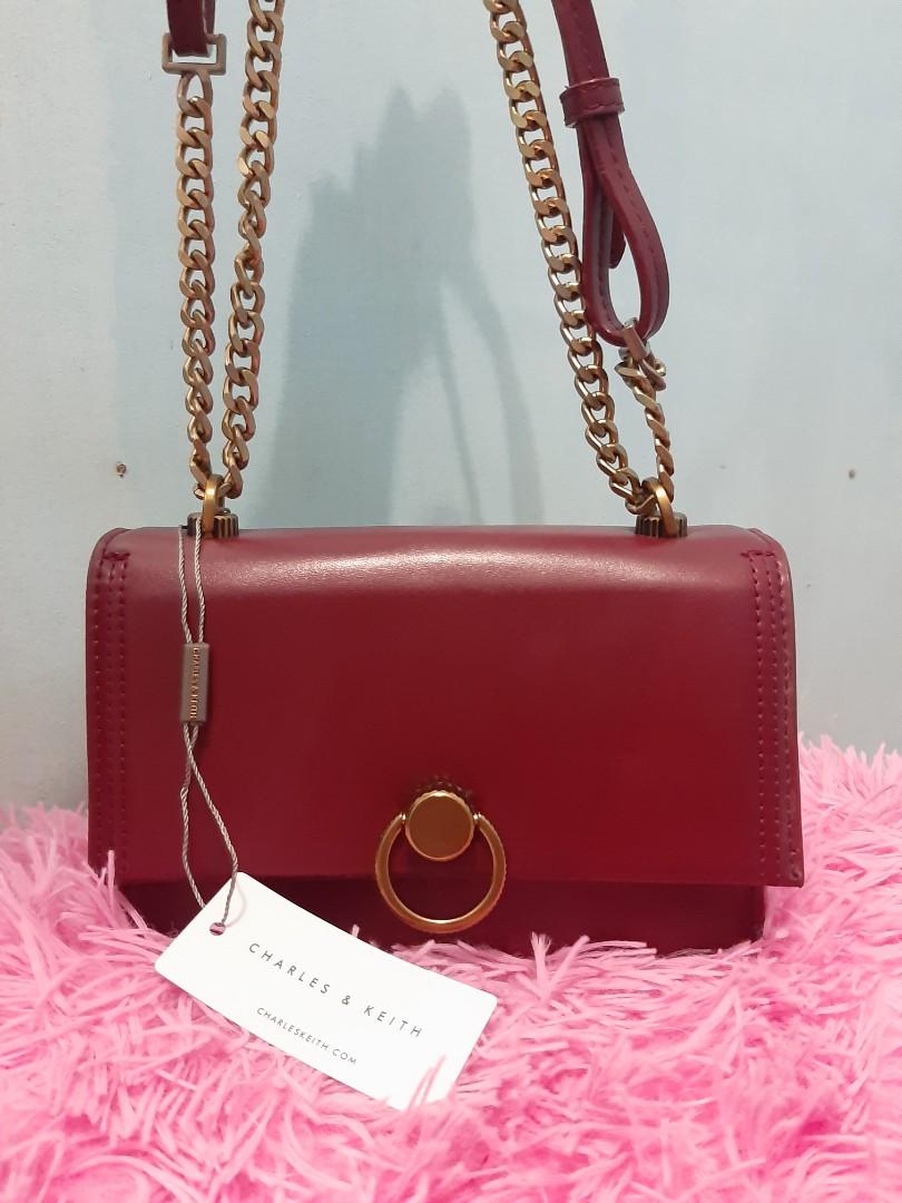 charles and keith mustard bolsa