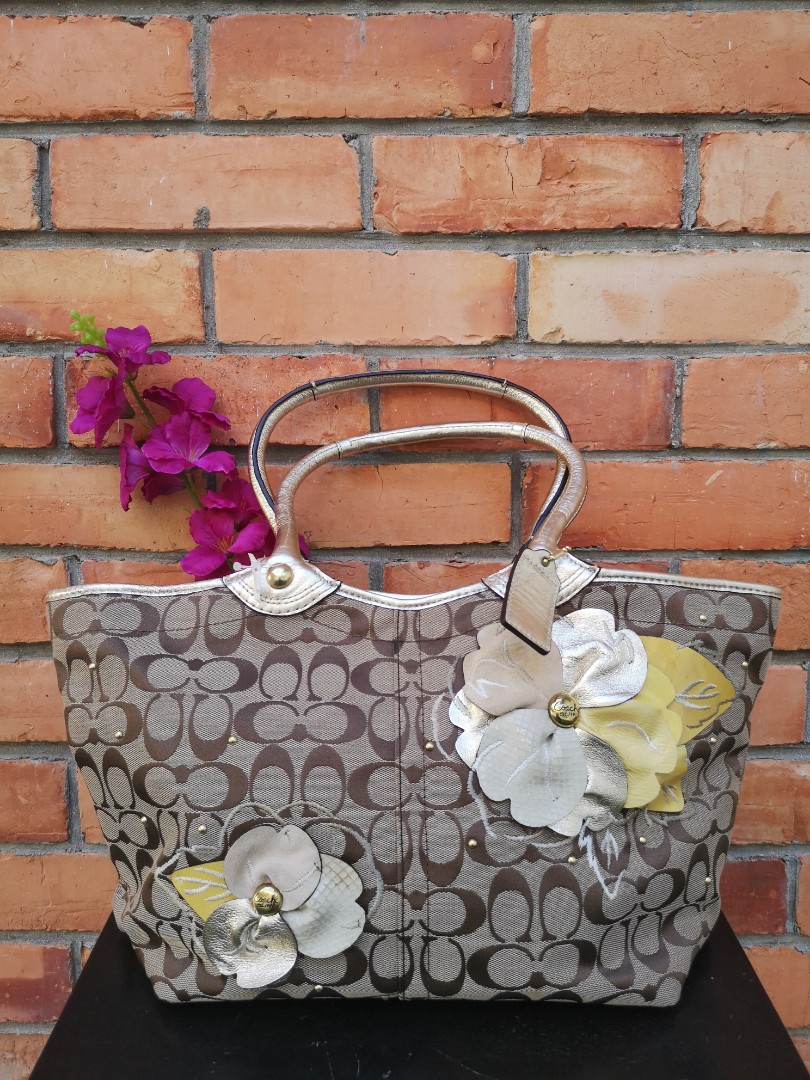 coach bleecker floral tote