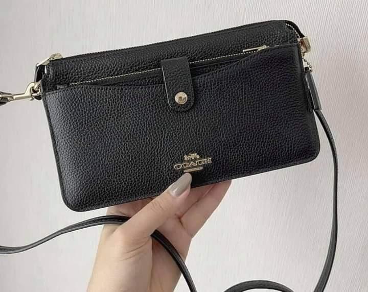 Coach noa pop up store
