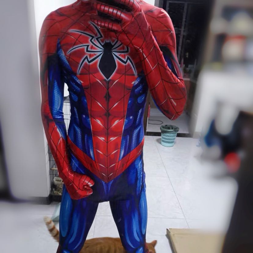 Far From Home Spiderman Zentai Costume Spidey Suit, Men's Fashion, Coats,  Jackets and Outerwear on Carousell