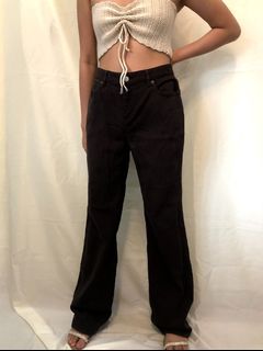 (Category: ) located in . Submitted by preloved.jfk (Listing ID 1095808629, Image 1). Description: .