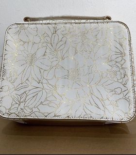 (Category: ) located in . Submitted by ysmeiji (Listing ID 1095814366, Image 1). Description: .