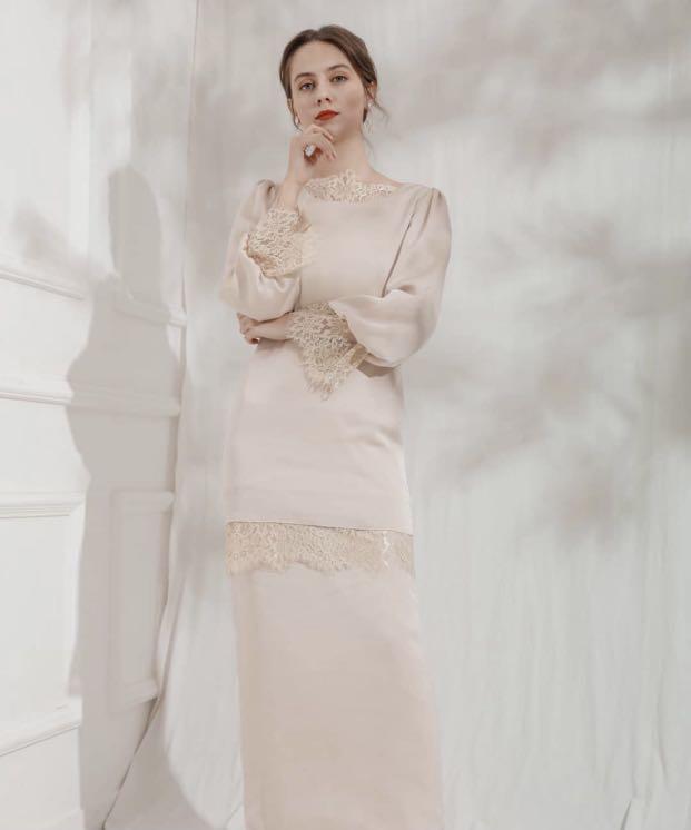 Fashionvalet Kurung, Women's Fashion, Muslimah Fashion, Baju Kurung & sets on Carousell