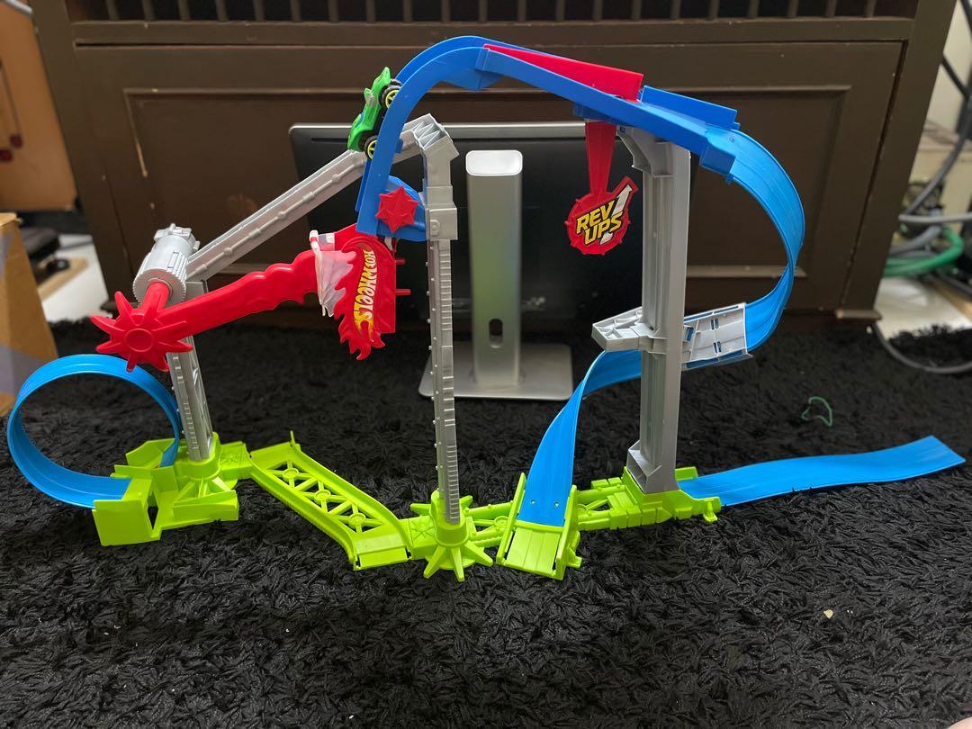 Hot wheels revolution stunt park clearance