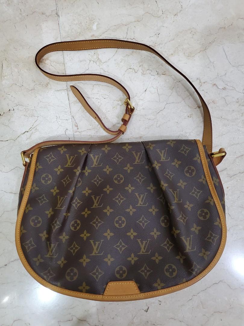 Louis Vuitton MENILMONTANT, Barang Mewah, Tas \u0026 Dompet di Carousell
