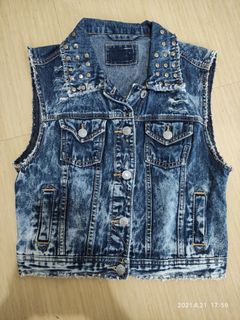 (Category: ) located in . Submitted by bonlapetite (Listing ID 1095763967, Image 1). Description: .