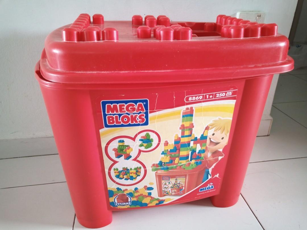 Mega bloks 250 piece tub new arrivals