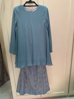 (Category: ) located in . Submitted by ann8210_preloved (Listing ID 1095695138, Image 1). Description: .
