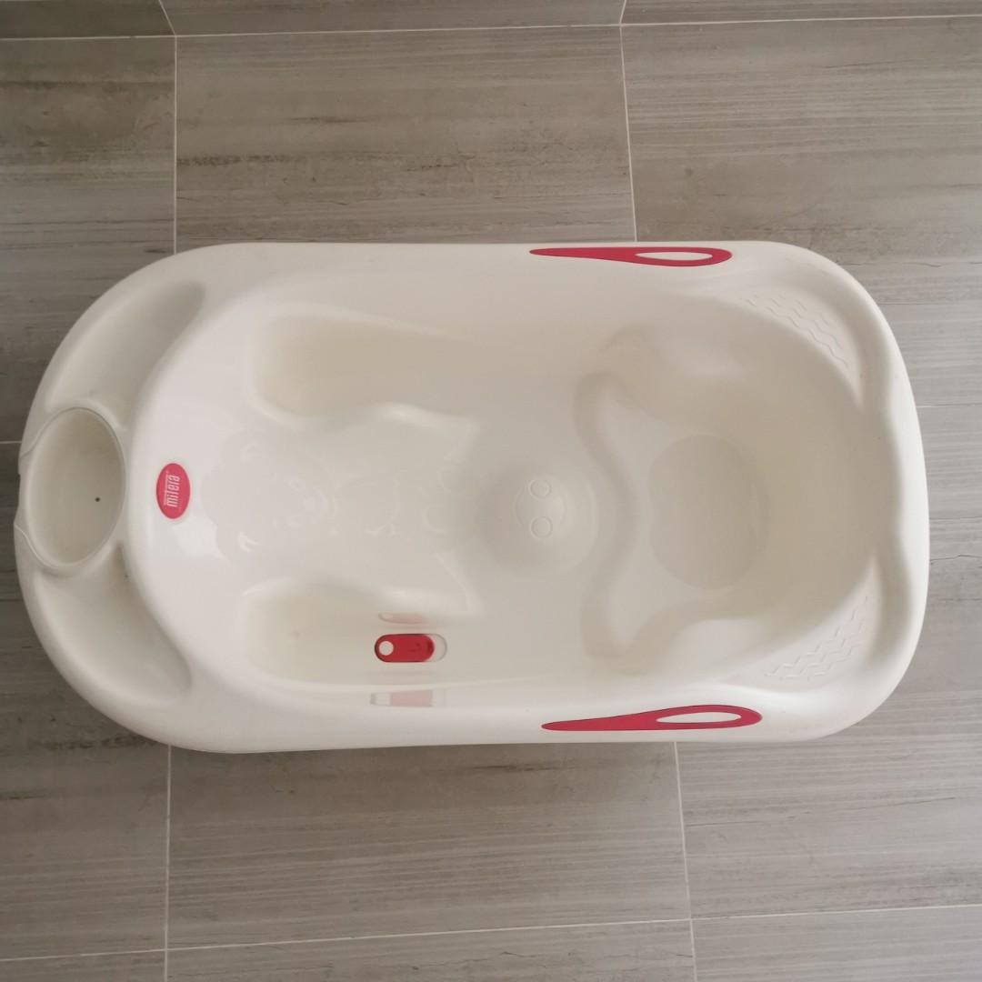 Mitera ergonomic bathtub kid and baby, Babies & Kids, Bathing