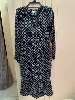 (Category: ) located in . Submitted by ann8210_preloved (Listing ID 1095700807, Image 1). Description: .