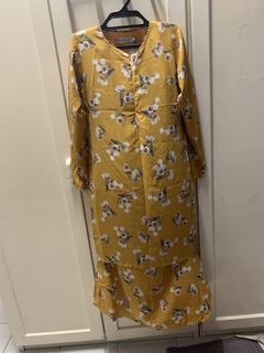(Category: ) located in . Submitted by ann8210_preloved (Listing ID 1095804423, Image 1). Description: .
