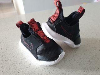 Authentic Nike size US 4C 10cm