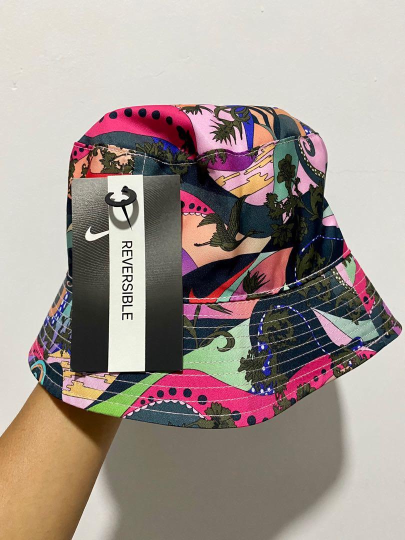Nike Sportswear Icon Clash Reversible Bucket Hat, Women's Fashion, Watches  & Accessories, Hats & Beanies on Carousell