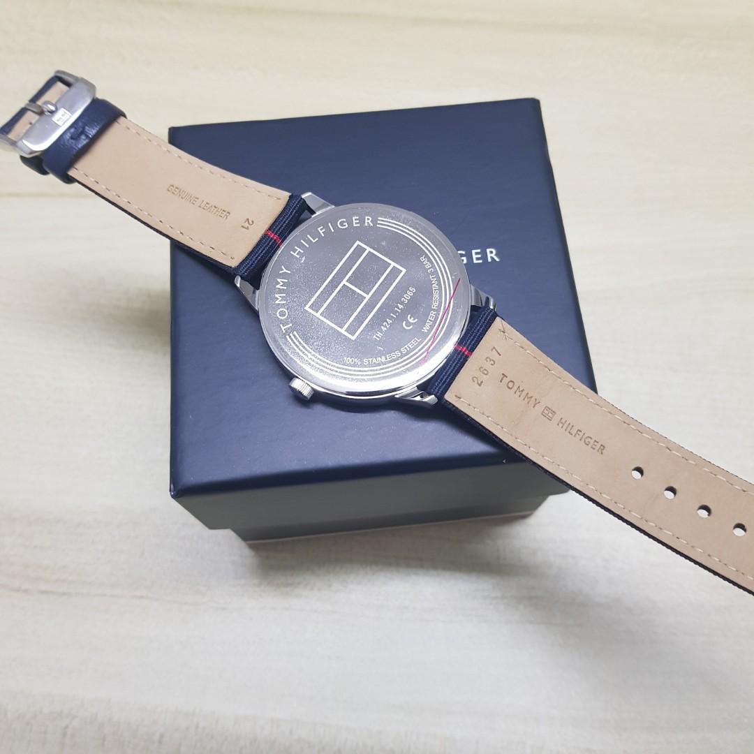 Tommy hilfiger watch genuine leather best sale