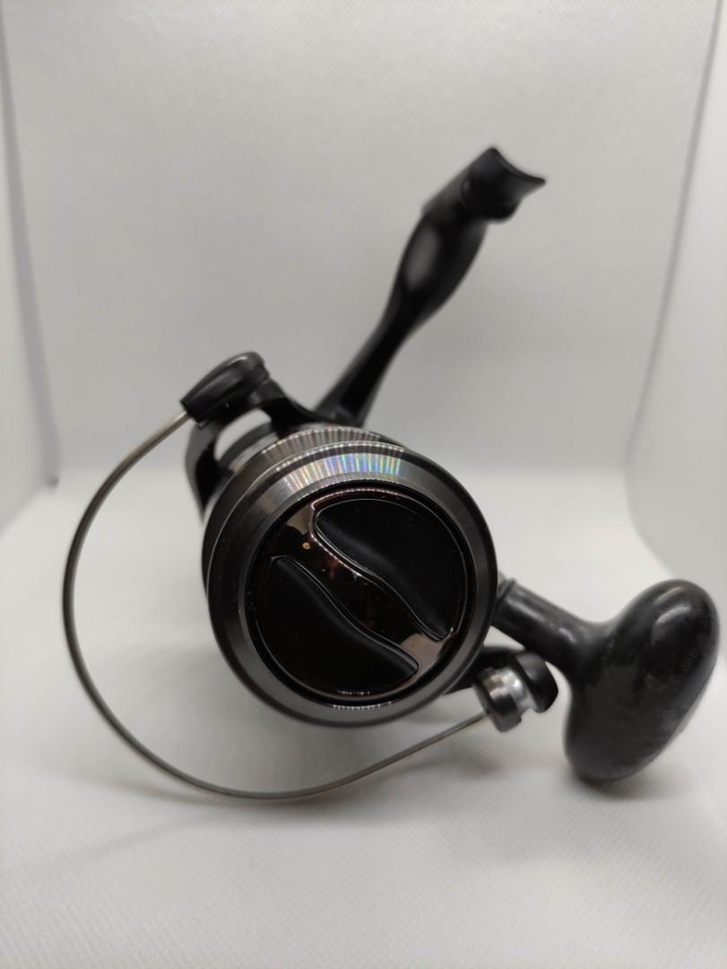 Pre-owned Penn Sargus 5000 Spinning Reel, Sports Equipment, Fishing on  Carousell