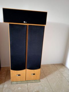 (Category: ) located in . Submitted by pinklepink (Listing ID 1095685384, Image 1). Description: .