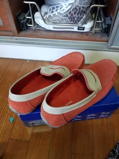 (Category: ) located in . Submitted by furry2023 (Listing ID 1095684678, Image 1). Description: .