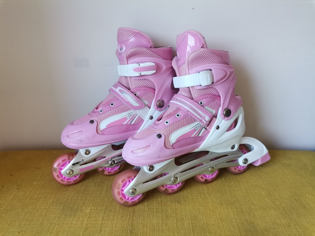 Pink skate shoes deals