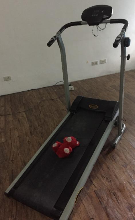 RUSH TREADMILL Manual Magnetic Cardio Exerciser Machine Questor ST8258 M pre loved used