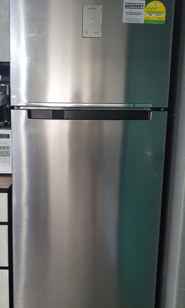 lockable refrigerator freezer