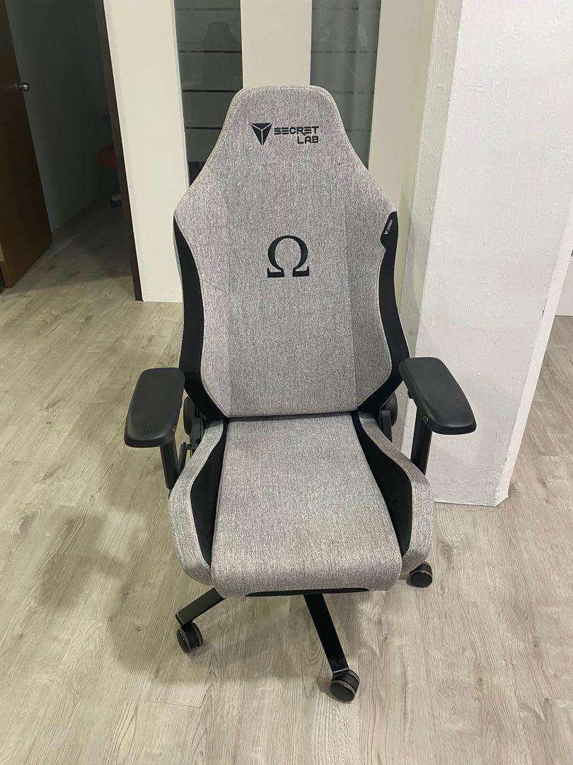 Secretlab omega on sale cookies and cream