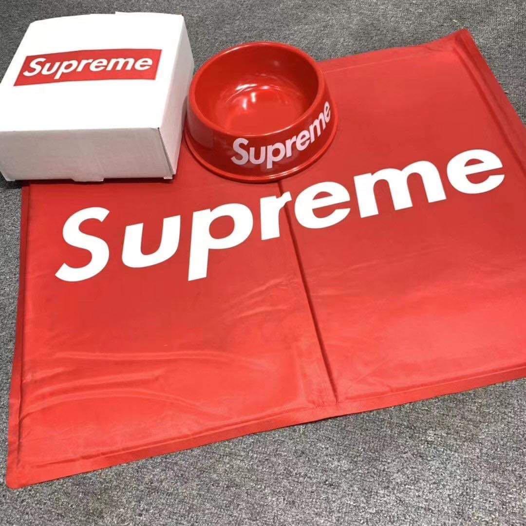 supreme dog accessories