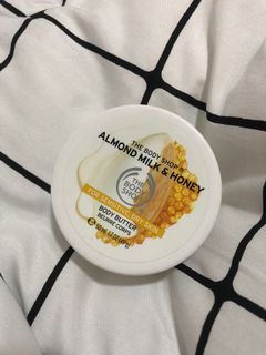 (Kategori: ) berada di . Dikirim oleh nylapreloved (ID iklan 1095825632, Gambar 1). Deskripsi: .