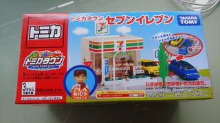 （分類：）位於 。 由 kevinmklai 提交（商品編號 1095811248，圖片 1）。簡介： 。