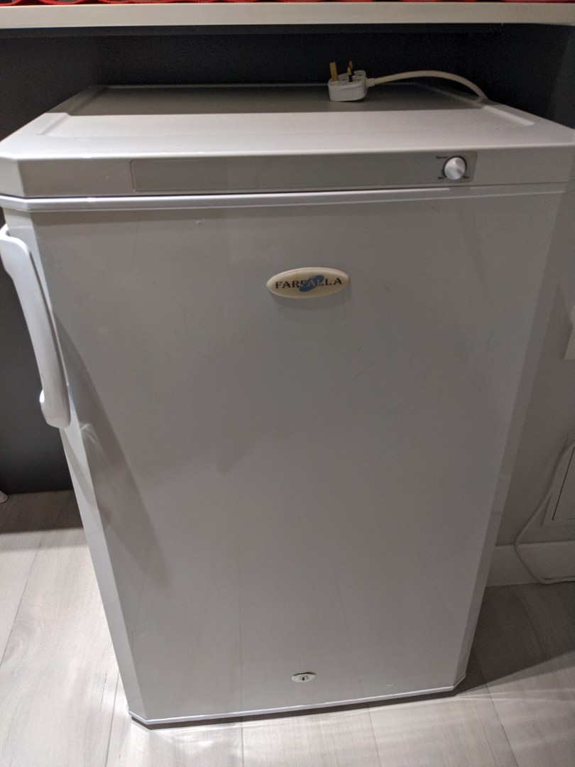 Upright freezer for breast milk, TV & Home Appliances, Kitchen