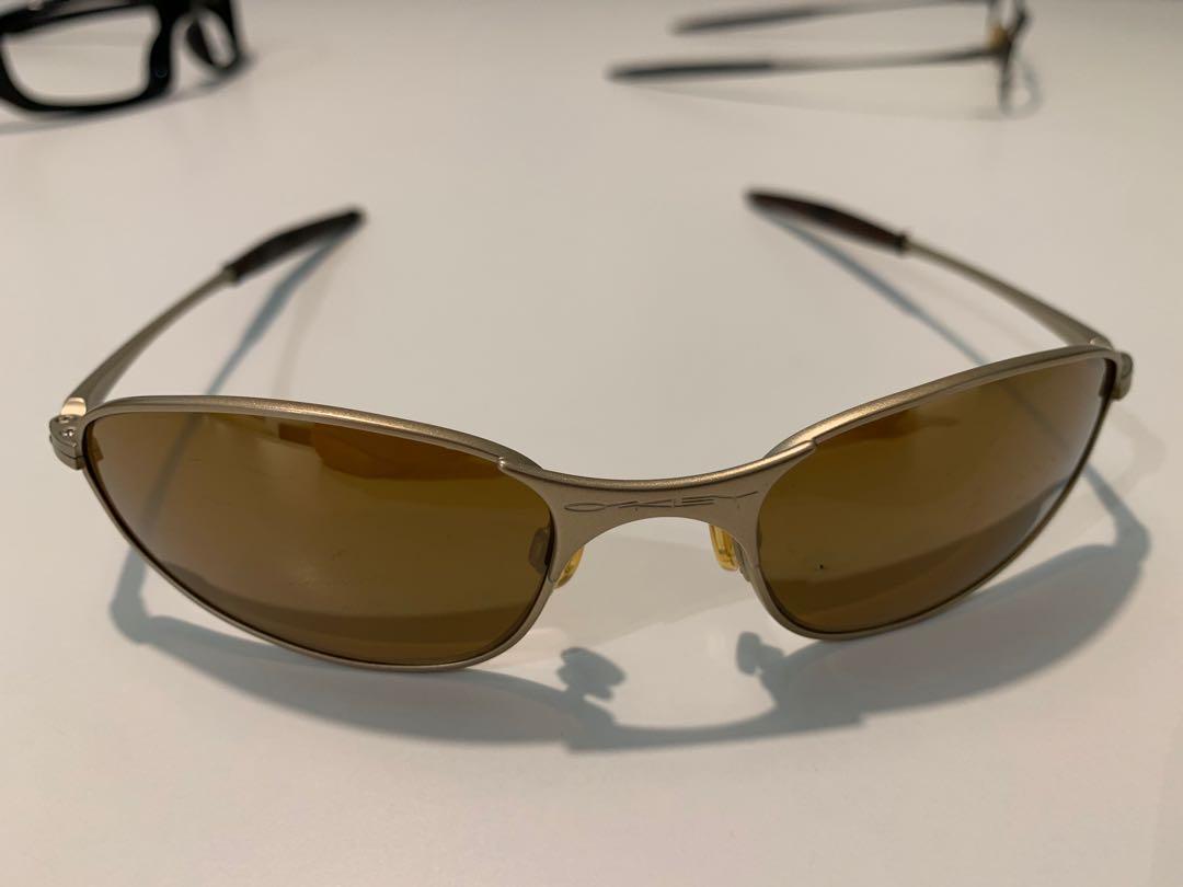 Oakley online a wire