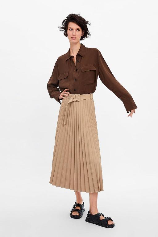 Zara Belted Pleated Skirt, Women's Fashion, Bottoms, Skirts on Carousell