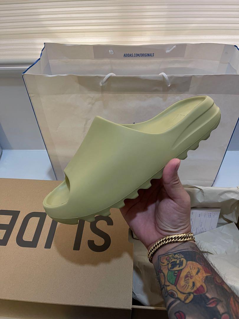 yeezy slide resin mens