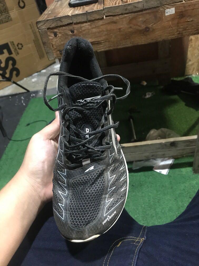 Altra one v3 8uk Men s Fashion Footwear Sneakers on Carousell