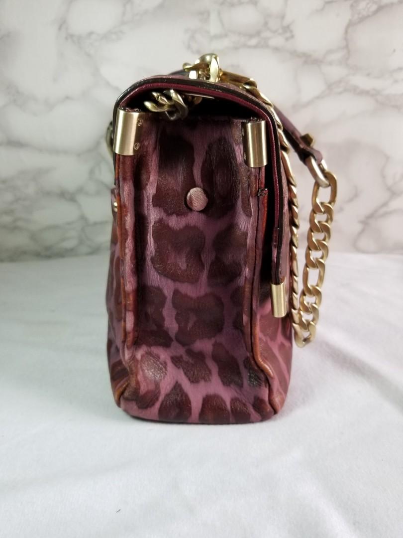 RARE Authentic Daniel Hechter sling bag (Category: Luxury Bags & Wallets) located in Mabalacat. Submitted by Aristocrat_collection12 (Listing ID 1095947452, Image 3). Description: authentic personal pteowned daniel Hatcher bag in excellent condition. RFS: Decluttering.