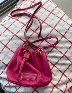 （分類：）位於 。 由 st_hk_store 提交（商品編號 1096078166，圖片 1）。簡介： 。