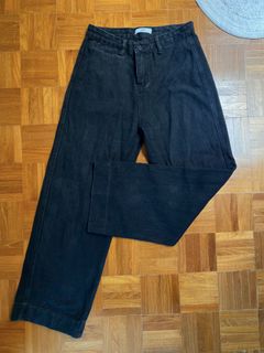 (Category: ) located in . Submitted by closetdesu (Listing ID 1095936226, Image 1). Description: .