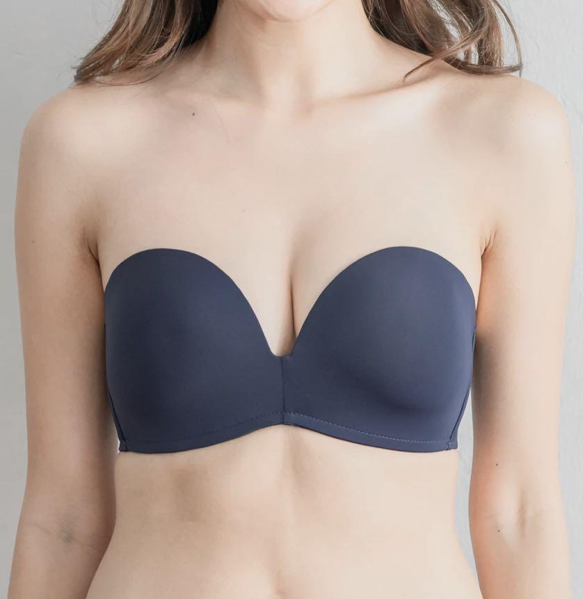 Non-Slip Wireless Strapless Bra in Navy