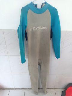 Body glove wetsuit