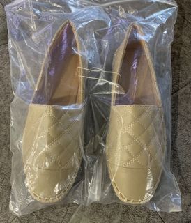 (Category: ) located in . Submitted by mixedpreloved (Listing ID 1095923263, Image 1). Description: .
